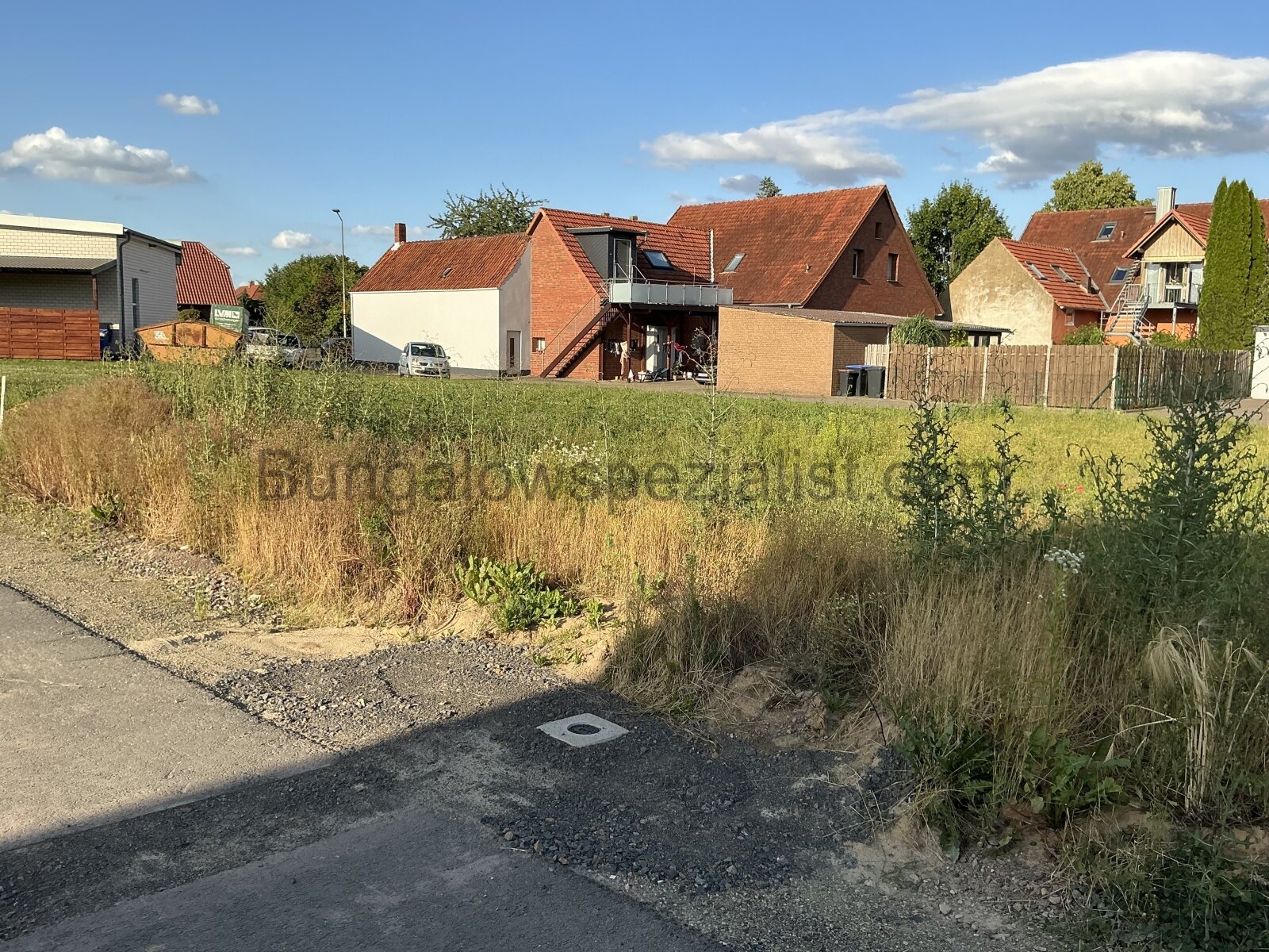 Bungalow 81 Qm 3 Zi. mit Grundstück monatliche Finanzierungsrate 1.186,-- in Hillei barrierearm / PV- Analge / FB / WP / Schlüsself.